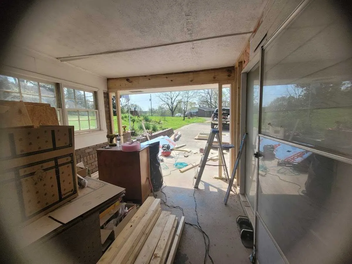 Air movers and dehumidifier for Drying & Dehumidification in Bacliff